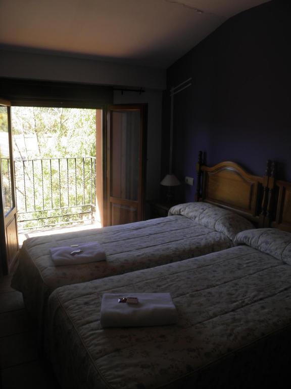 Hotel Torres de Albarracín Szoba fotó